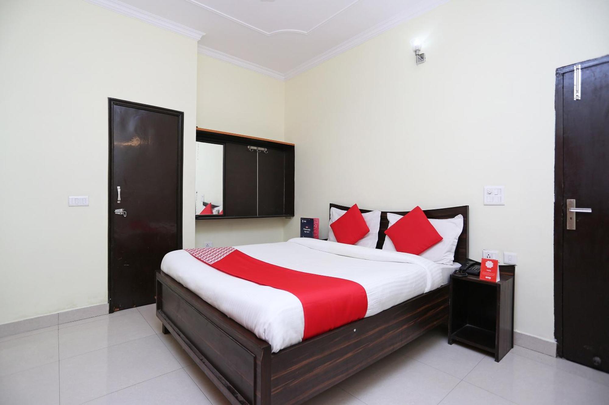 Hotel O Lime Wood Dehradun Zewnętrze zdjęcie