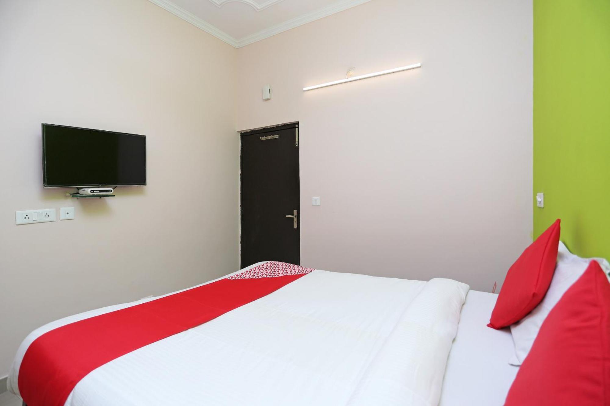 Hotel O Lime Wood Dehradun Zewnętrze zdjęcie